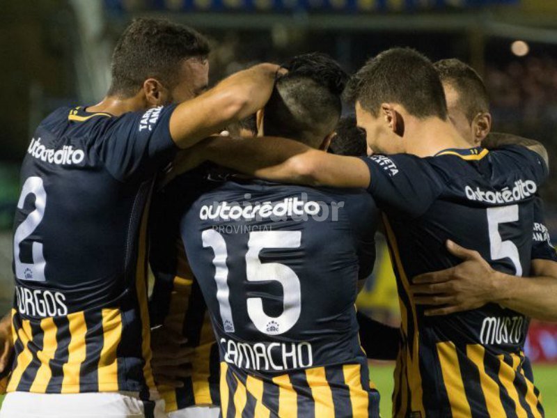 Fuerte presión de Nación para que caigan sanciones sobre los estadios de Newells y Central