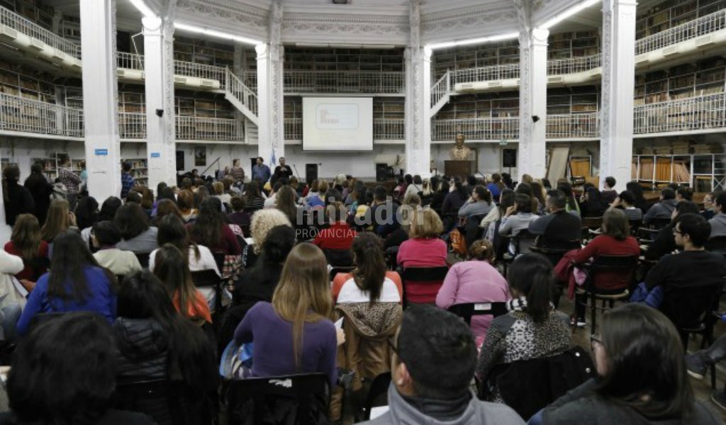225 voluntarios, como facilitadores del programa Yo, sí puedo