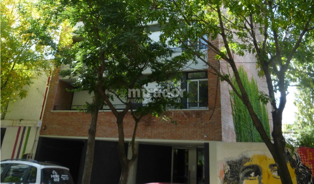 Bauen Pilay entregó el edificio de Maipú al 2.400