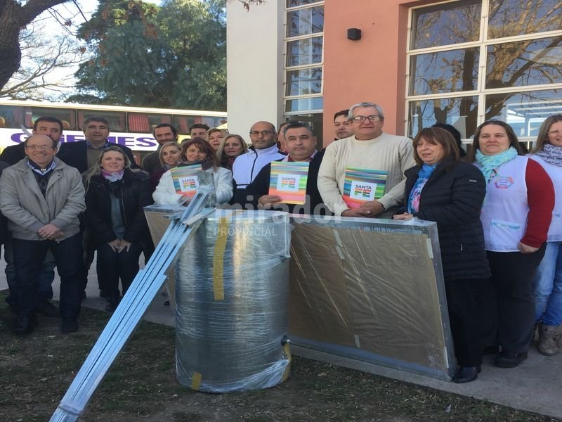 Más calefones solares, ahora para San Martín de las Escobas