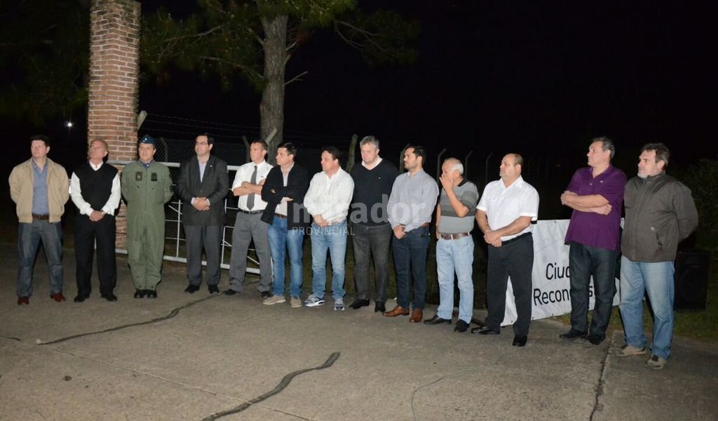 Iluminación nueva en el acceso al aeropuerto de Reconquista