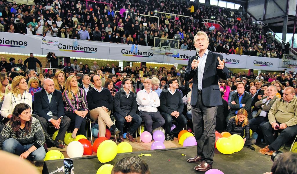 Macri pidió la adhesión de Santa Fe a la ley Pyme y de accidentes laborales