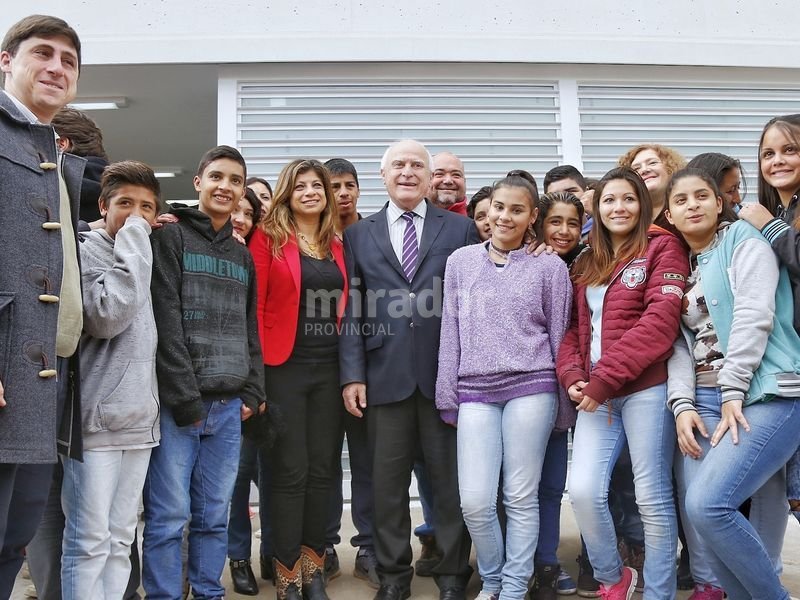 Santo Tomé: Lifschitz recorrió las obras de la Técnica 614