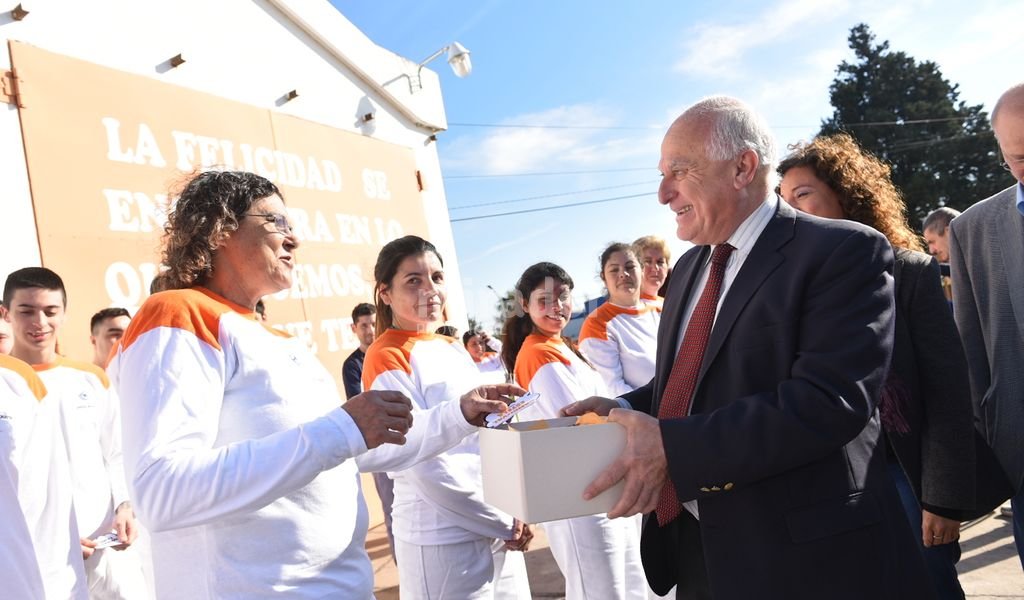 Lifschitz y Contigiani visitaron dos empresas en Carcarañá