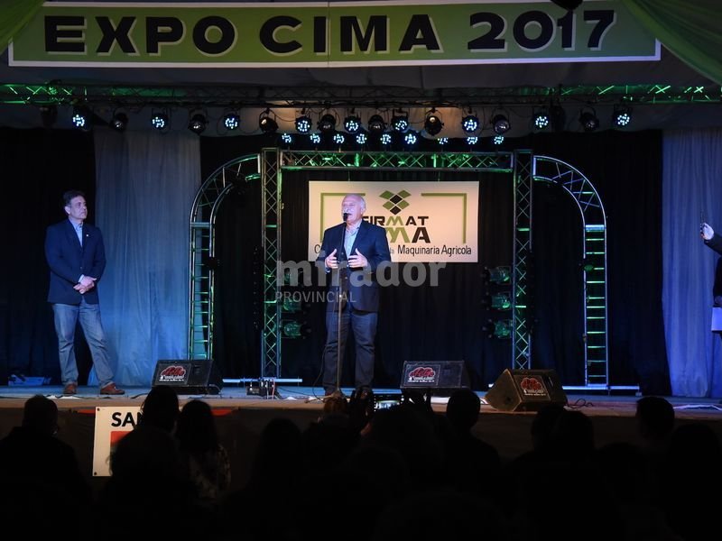 Lifschitz participó en Firmat de Expo CIMA 2017