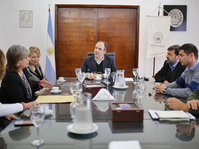 Santa Fe: pavimentación de 10 cuadras alrededor de las torres ProCreAr