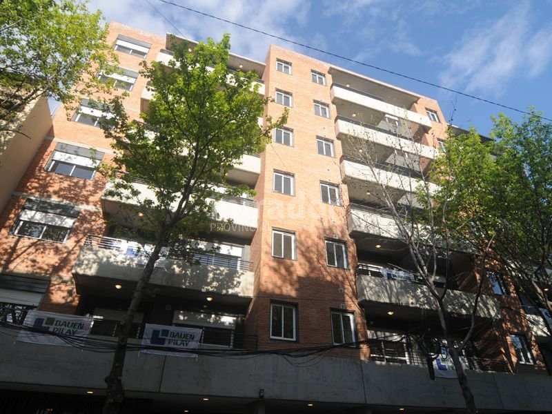 Bauen Pilay entregó el tercer edificio del año