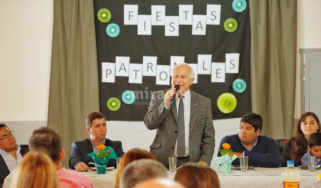 Fiesta patronal en Jacinto Arauz con Lifschitz presente