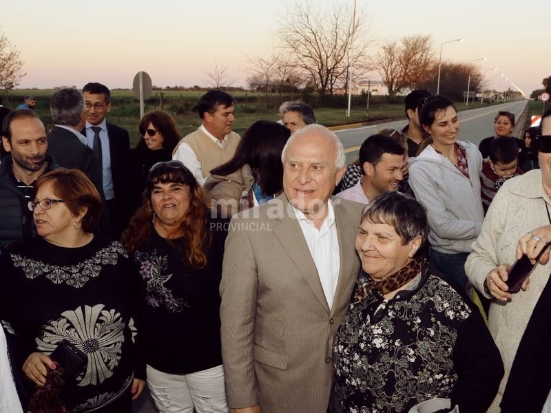 Lifschitz inauguró la repavimentación de la ruta 91 entre Totoras y Serodino