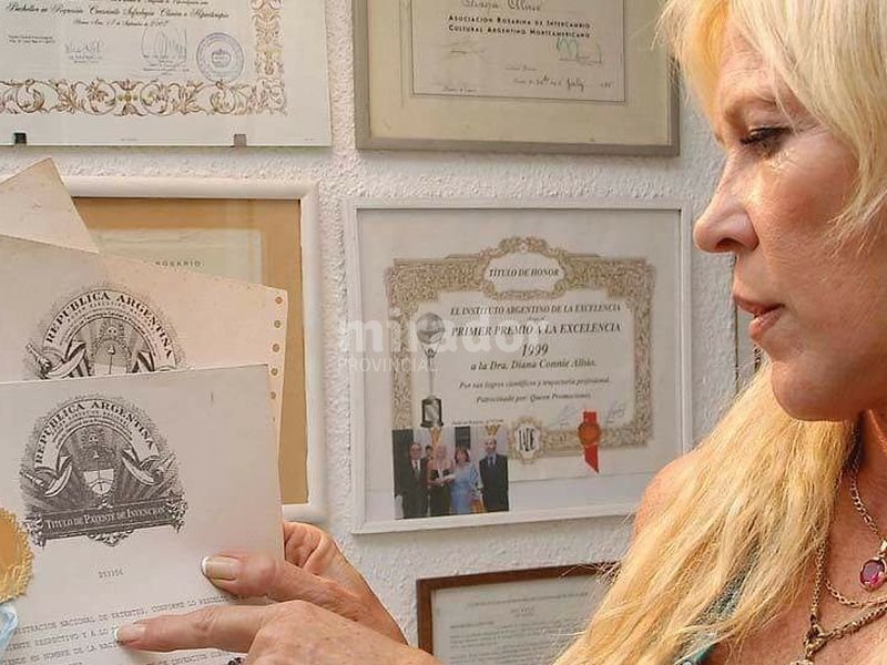 Odontóloga que inventó dispositivo contra la epilepsia, declarada Ciudadana Distinguida