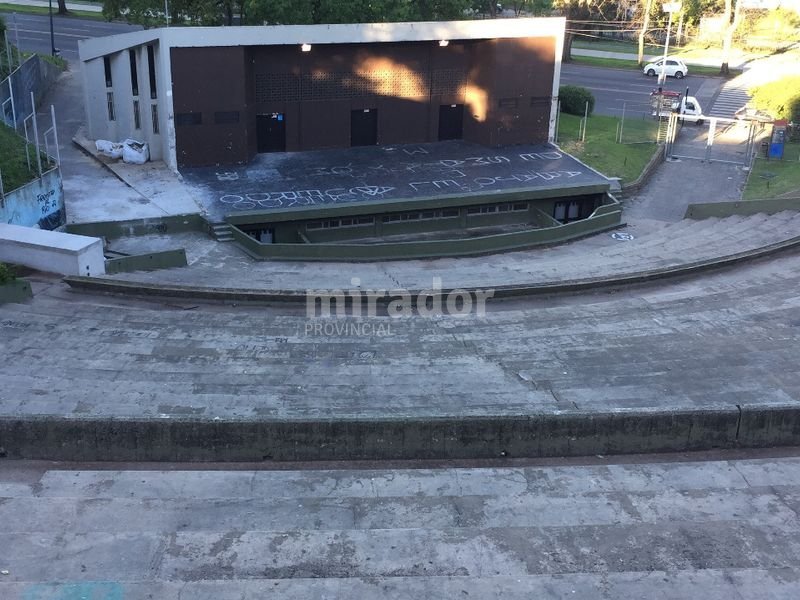 El proyecto de refacción del anfiteatro no muestra avances