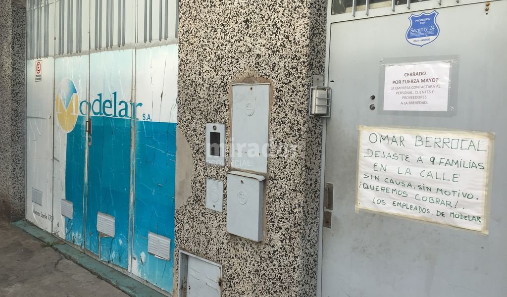 Otra metalúrgica cerró con sus empleados en la puerta
