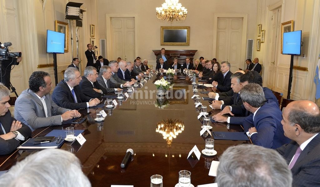 Santa Fe adhirió al pacto fiscal