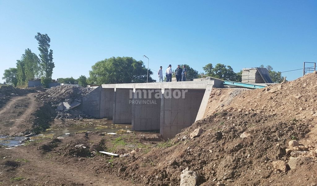 Provincia finaliza la reconstrucción de puente en Empalme Villa Constitución