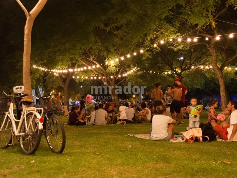 Rosario: último picnic nocturno del año