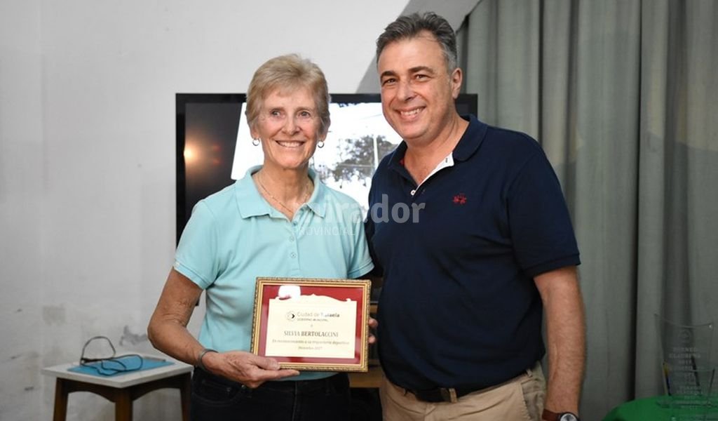 Reconocimiento a Silvia Bertolaccini en Rafaela