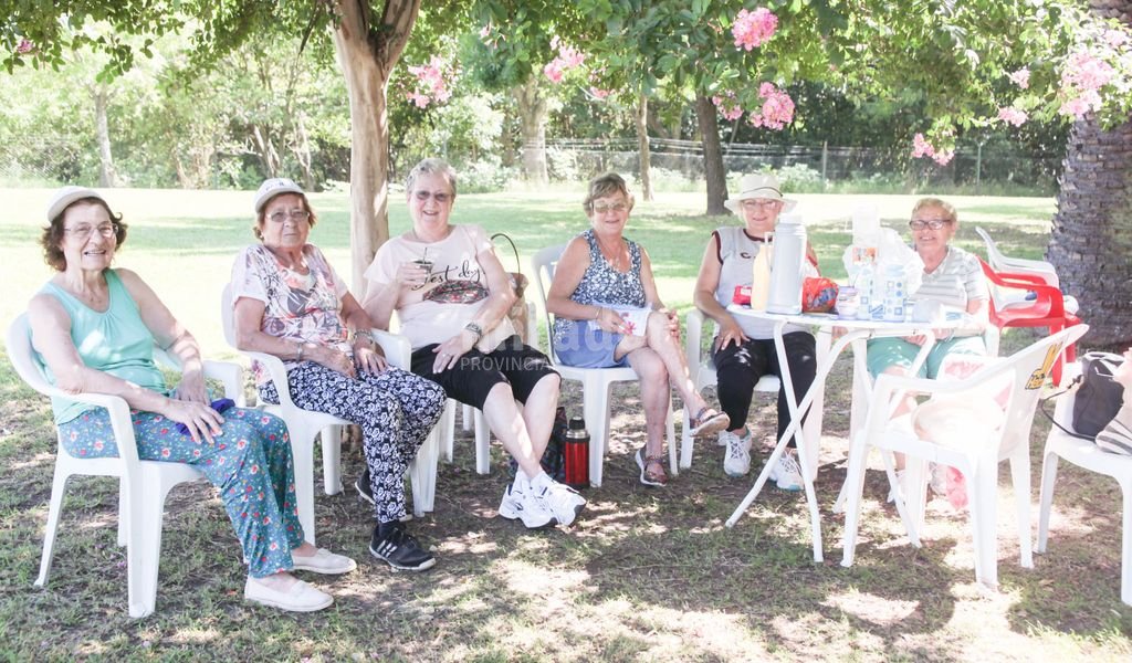 Villa Constitución: colonia de verano para adultos mayores