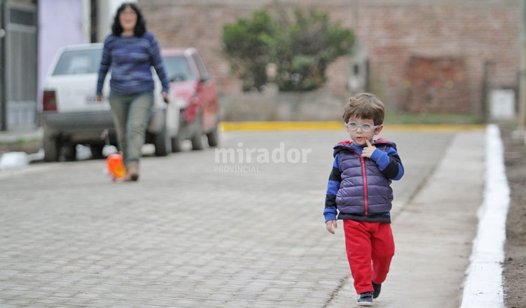 Santa Fe: el pavimento articulado ya está en 163 cuadras