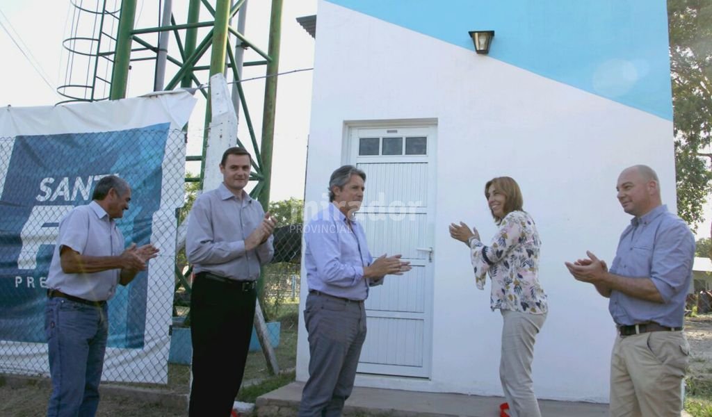 La Provincia inauguró una planta potabilizadora en Puerto Gaboto