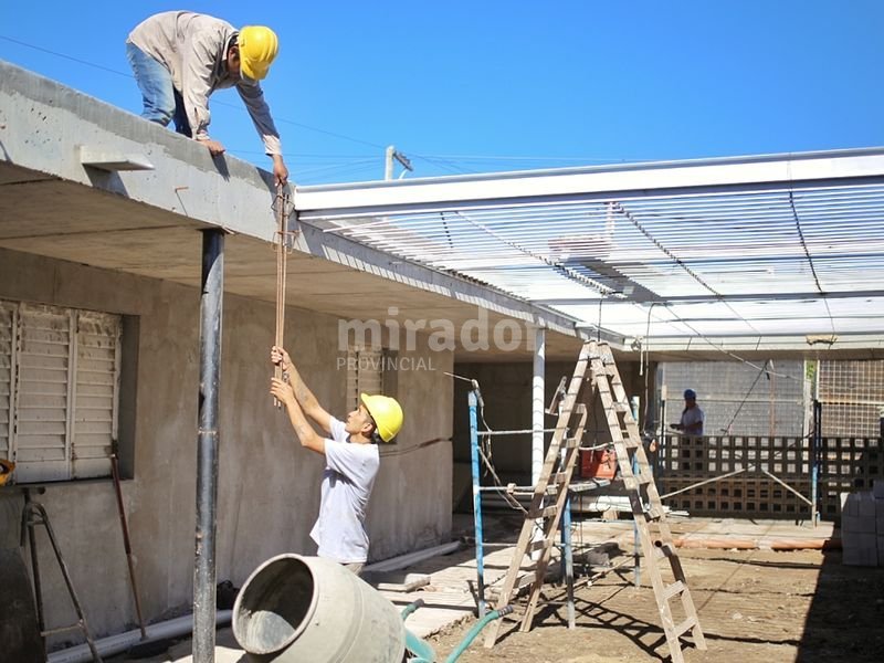 Santa Fe: Corral recorrió las obras en el Jardín Municipal de San Lorenzo