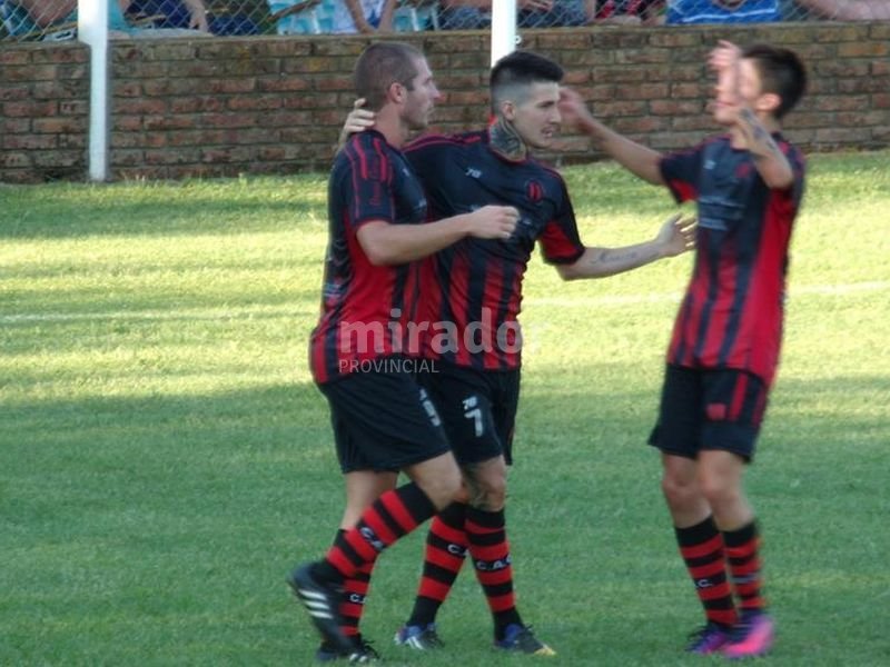 Cremería y Sport, punteros e ilusionados