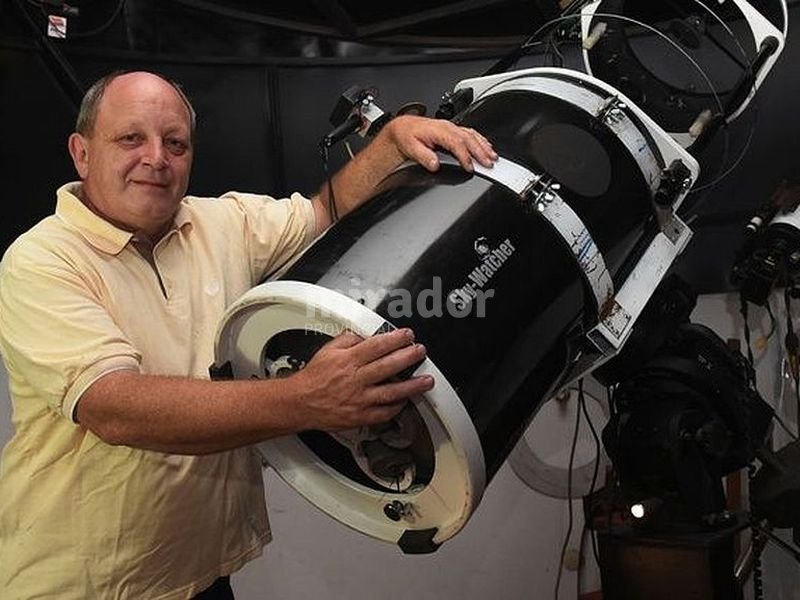 El rosarino Víctor Buso es el primer hombre en la historia en registrar la explosión de una supernova
