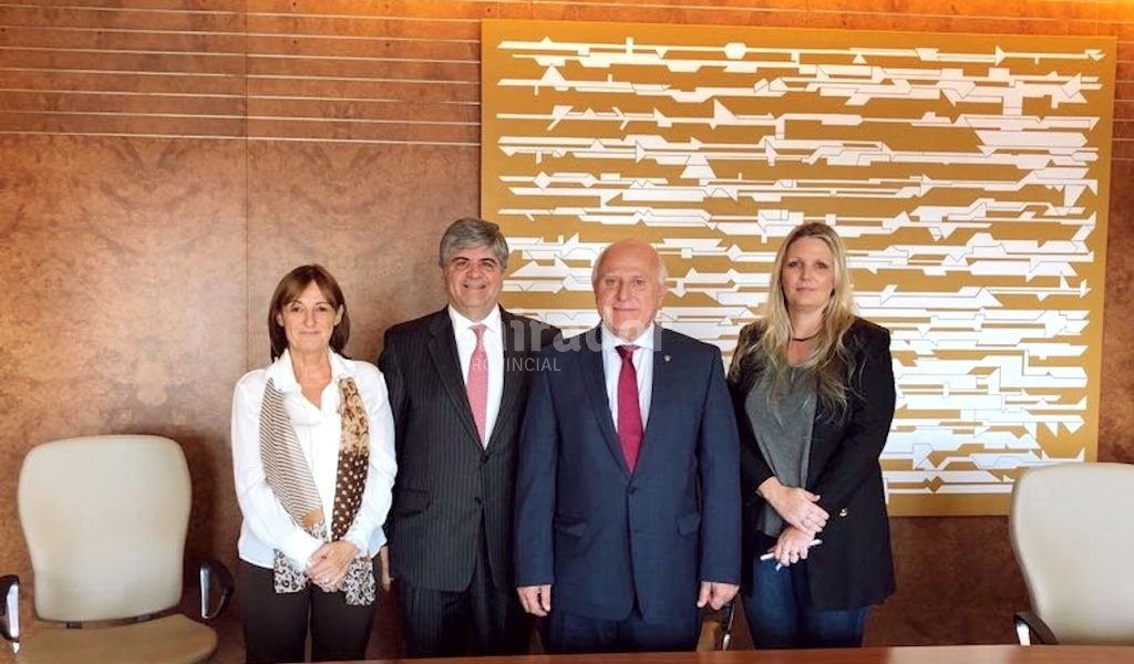 Reunión con YPF para buscar soluciones para la refinería San Lorenzo