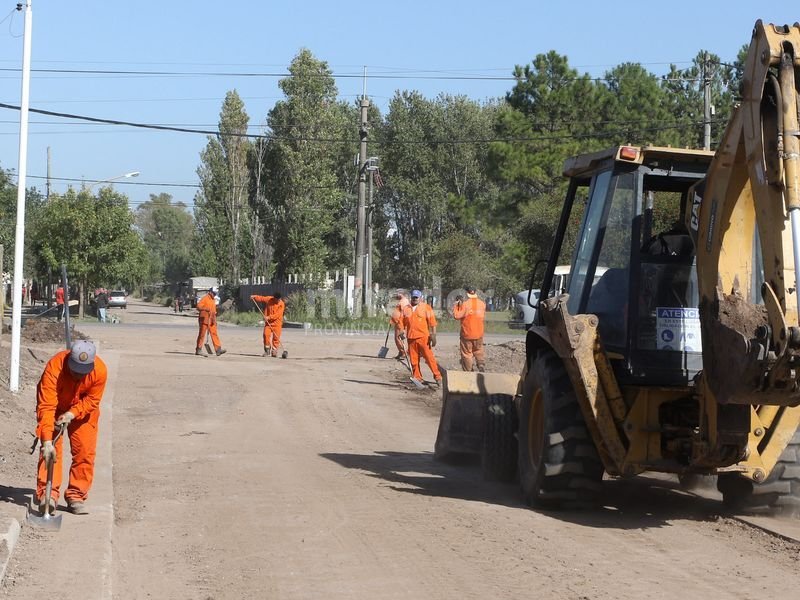 Pérez: el plan Abre Familia llegó a barrio Jardín