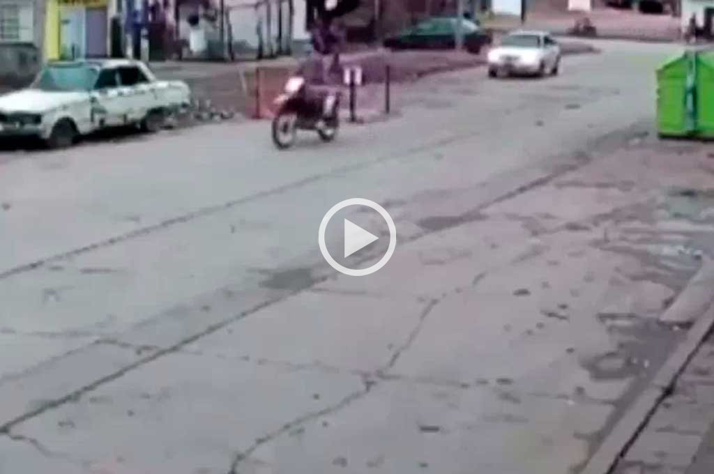 Video: desde una moto abrió fuego contra un grupo de personas