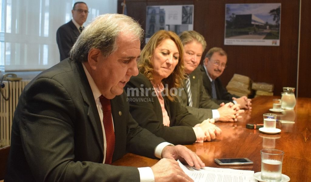 La Provincia restaurará el edificio de la Sociedad Rural de Rosario