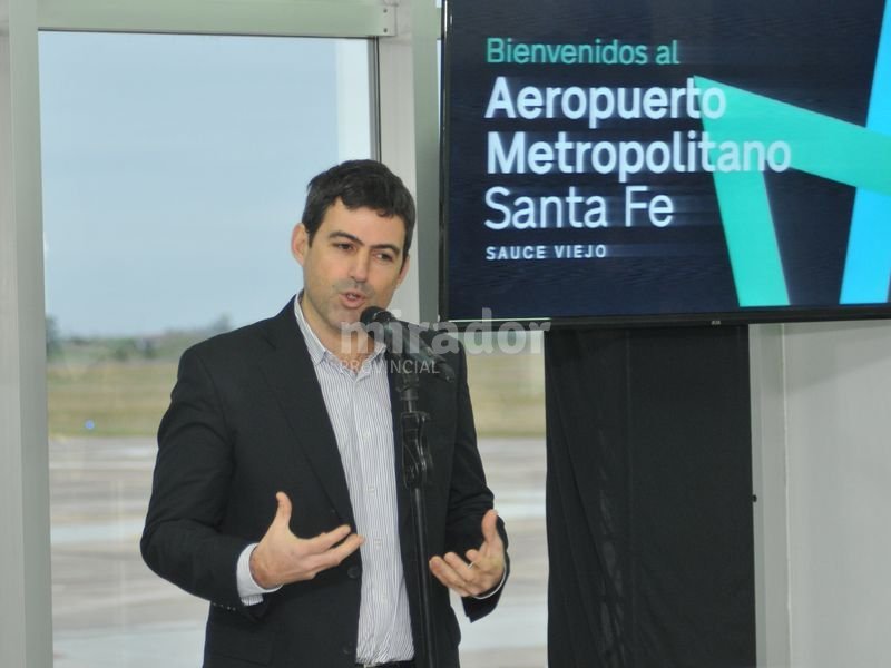 El aeropuerto cambió su nombre y presentó a su ente autárquico