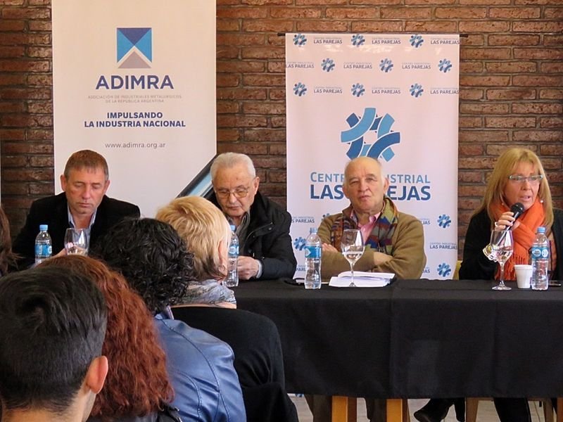 Las Parejas: jornadas para salvar de la crisis al polo industrial de la región