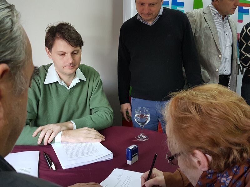 San Lorenzo: 45 dueños en el Fonavi Oeste firmaron sus escrituras