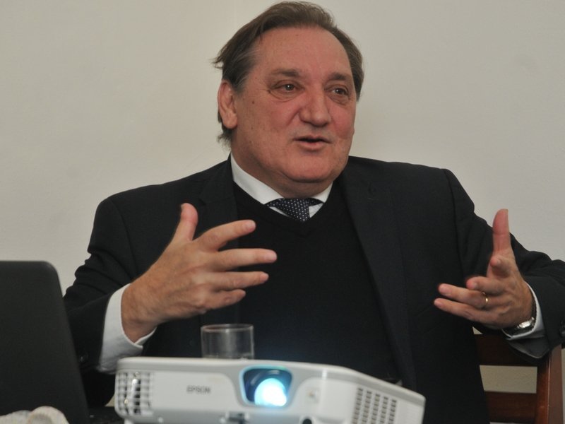 Genesini: ‘El objetivo central es conservar las fuentes de trabajo’