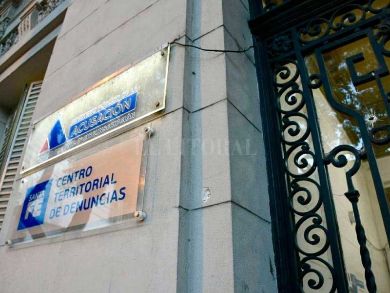 Balearon la sede de Fiscalía en Rosario