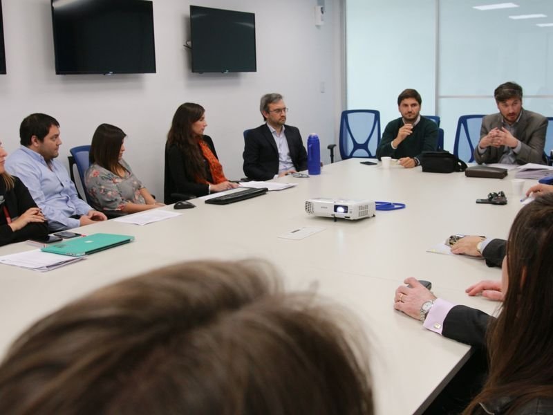Poniendo la lupa sobre los ladrones de guante blanco
