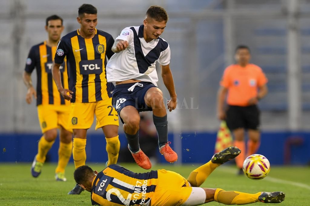 Vélez le ganó a Rosario Central y ratificó su buen momento