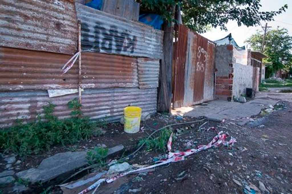 Ataque feroz en Rosario: dos muertos y un herido