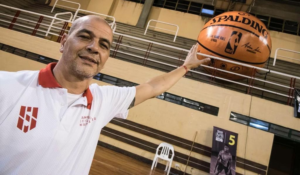 Sergio Hernández y el objetivo del seleccionado en China 2019