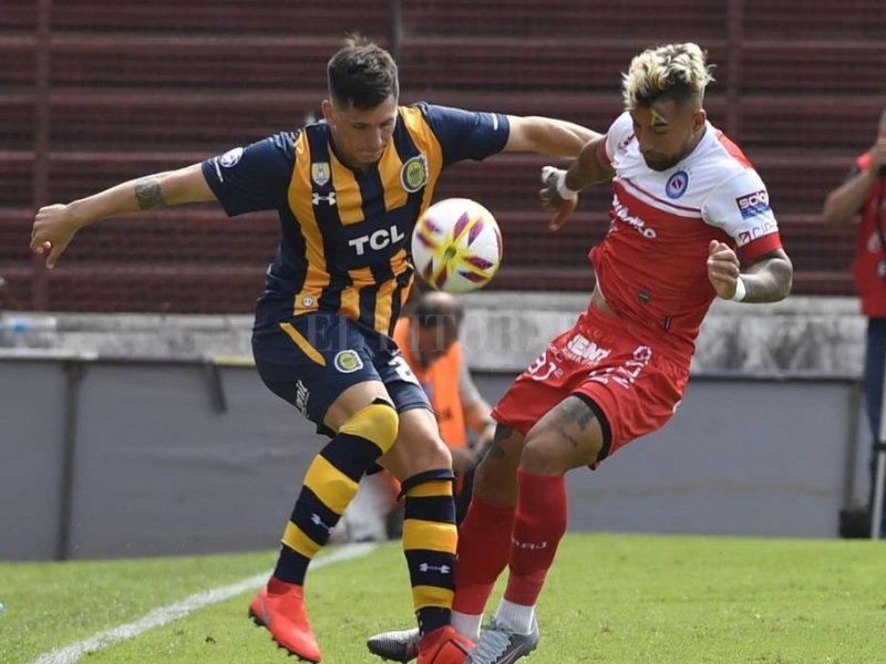 Rosario Central volvió al triunfo en el debut de Cocca