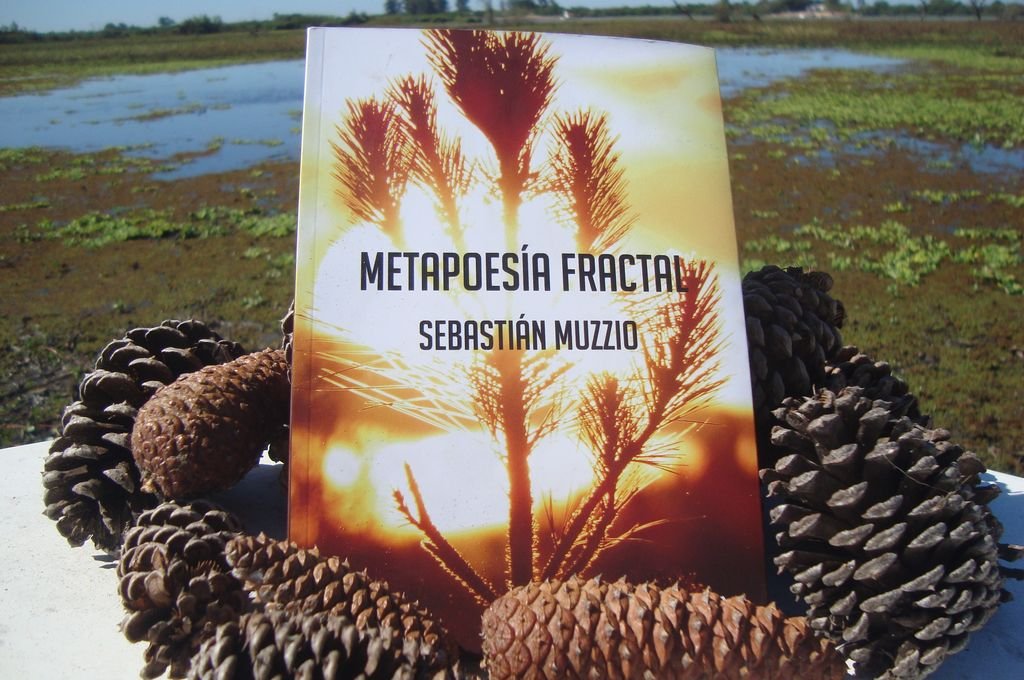 Sebastián Muzzio: cuando la poesía desemboca en el Paraná Sebastián Muzzio: cuando la poesía desemboca en el Paraná