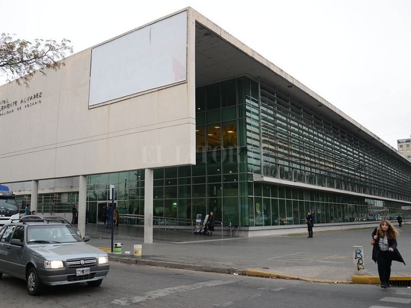 Rosario: balearon a un hombre para robarle la mochila y el celular