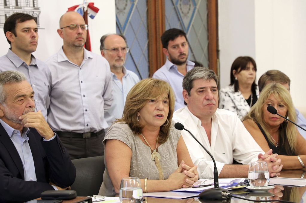 Silvina Frana: ‘Recibimos un ministerio con una deuda que supera los 8.000 millones de pesos’