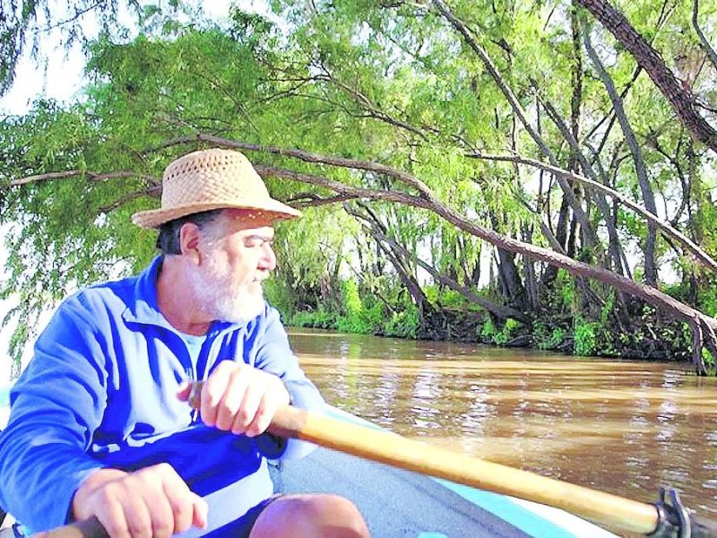 Miguel Martínez, artesano musical del monte y el río