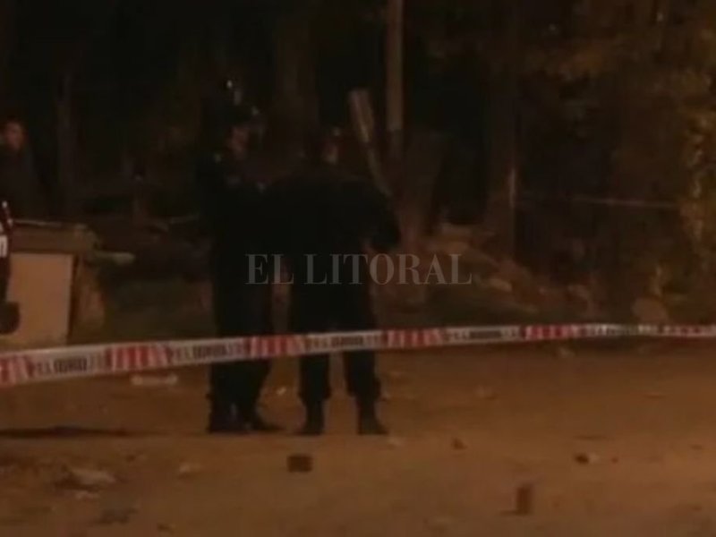 Un joven fue asesinado en una brutal balacera en Rosario