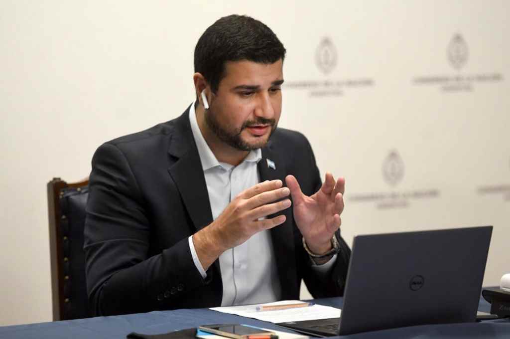 «Es clave impulsar soluciones tecnológicas para la gente y empleo altamente calificado»