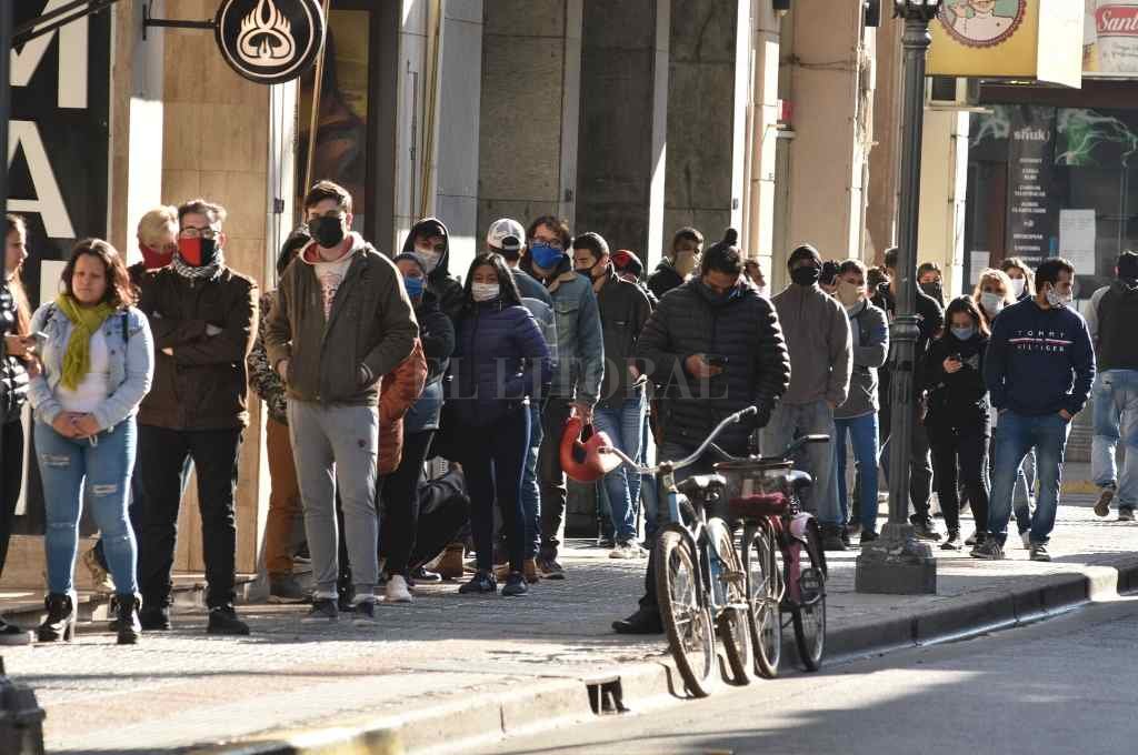 En Santa Fe, el «pico de contagios» es la incógnita de un tiempo relativo