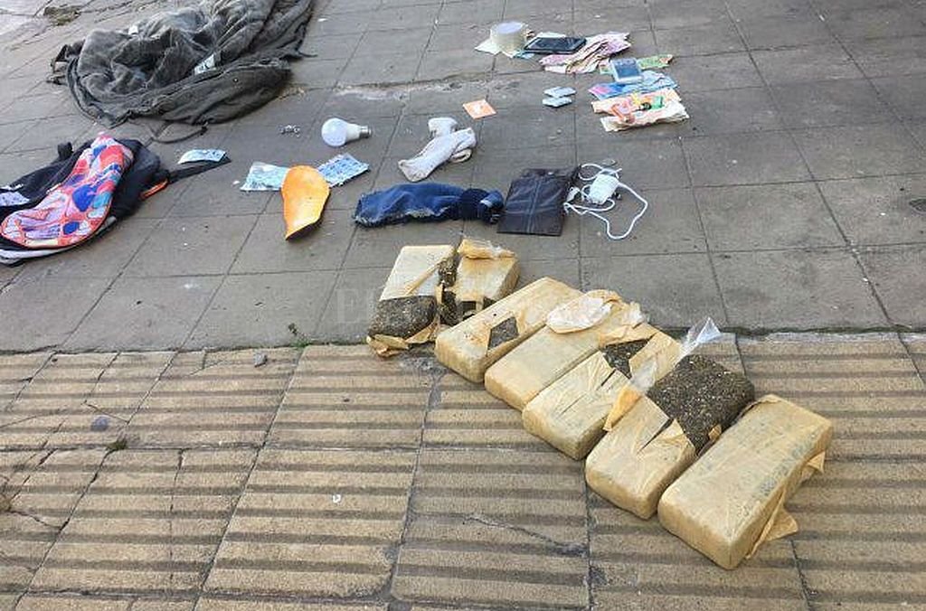 Detuvieron en Casilda a un rosarino que llevaba cuatro kilos de marihuana