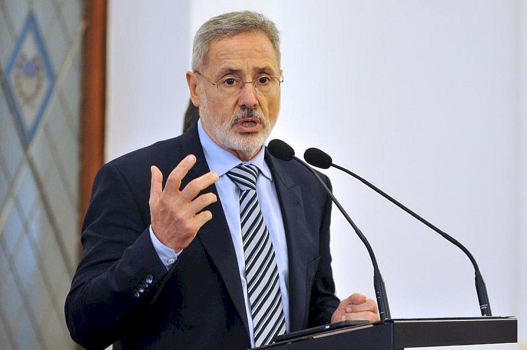 «Menos redes sociales y más trabajo de policía», le pidió Sain a la plana mayor de la fuerza