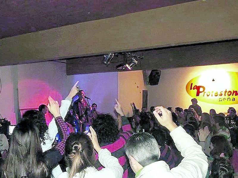 Una peña itinerante que se ofrece de forma virtual